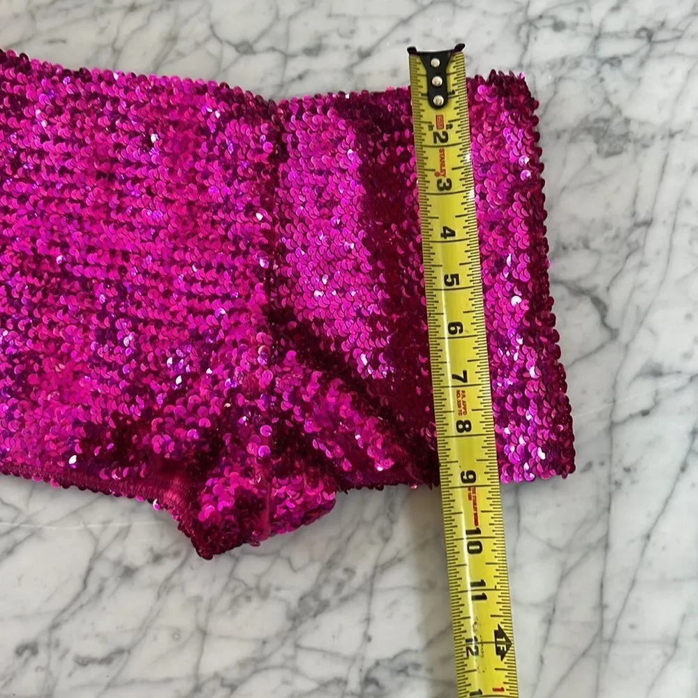 Womens Sz M/L Magenta sequin shorts